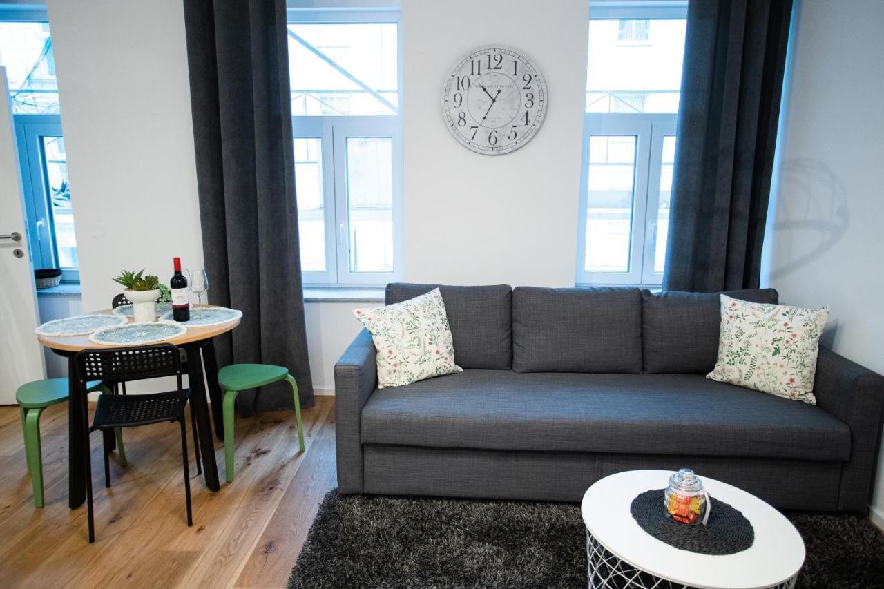 Stilvolles Apartment Viena Exterior foto